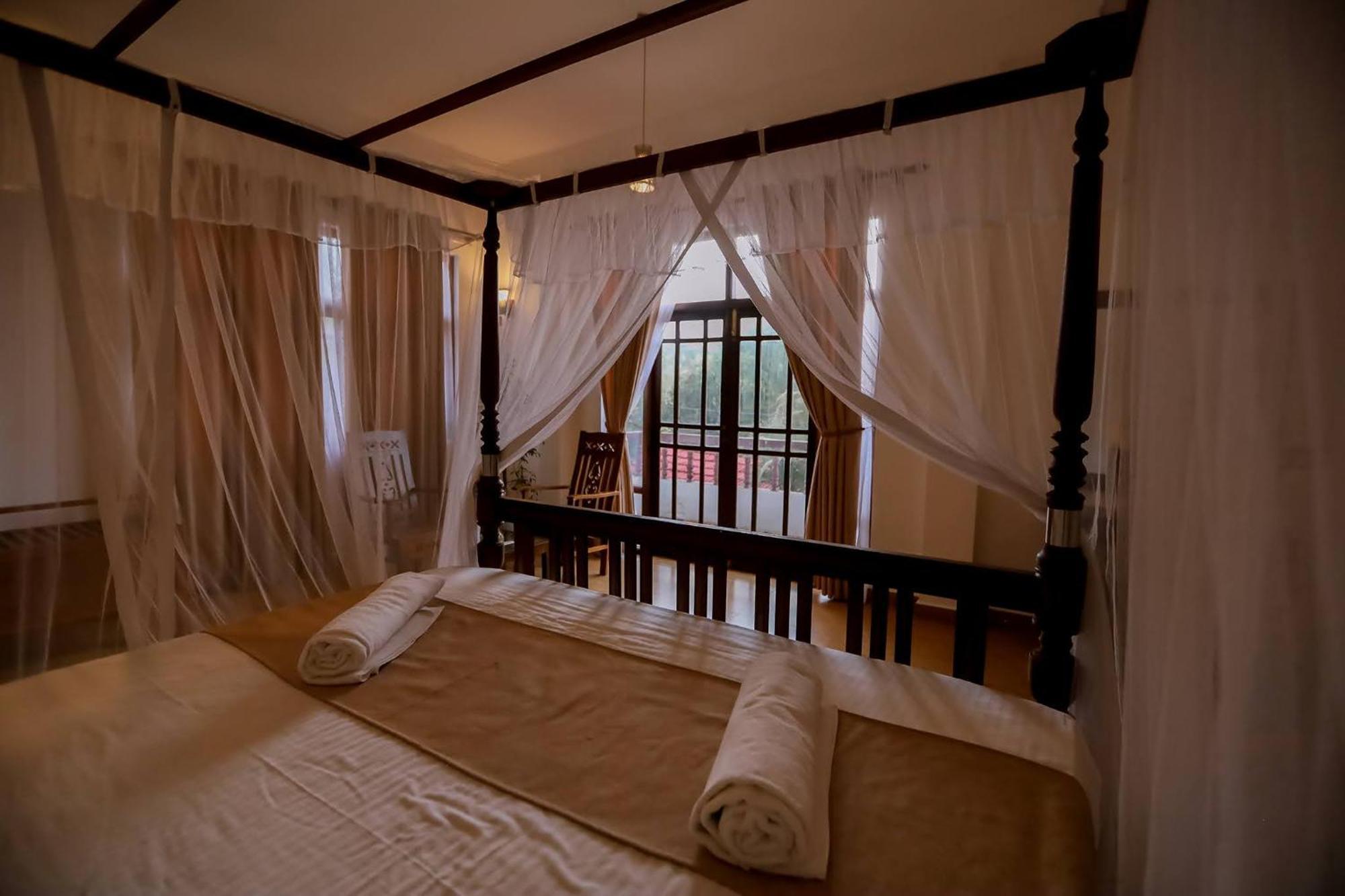 Nibbana Mirissa Hotel Екстер'єр фото