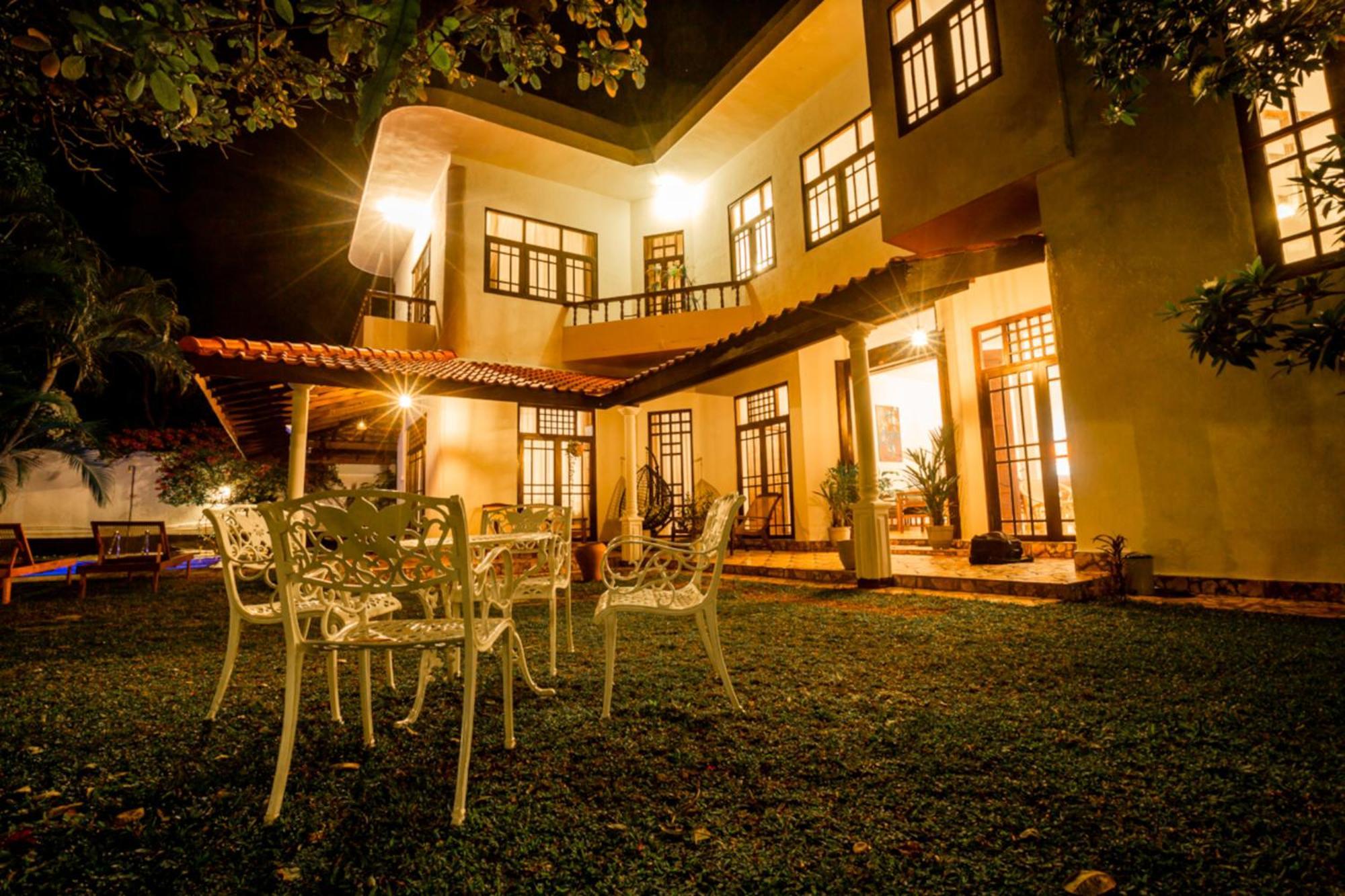 Nibbana Mirissa Hotel Екстер'єр фото